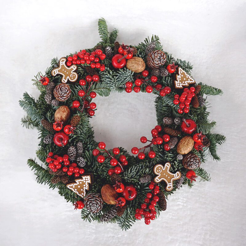 3A_BREZ-SVECE_PRAZNICNO-RAZVAJANJE