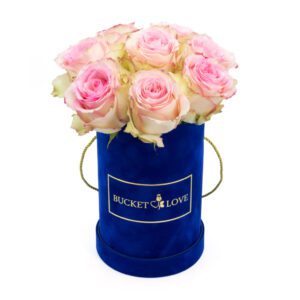 Pink and blue (fresh roses)