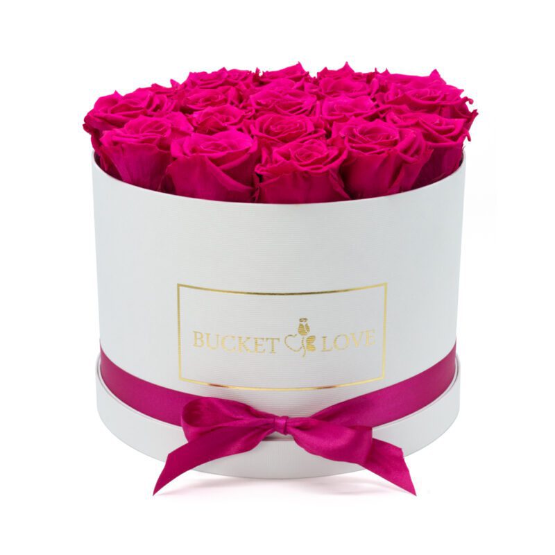 GIRLS-LIKE-YOU_25_ELEGANT_Bucket-of-Love_preserved-roses_185-EUR