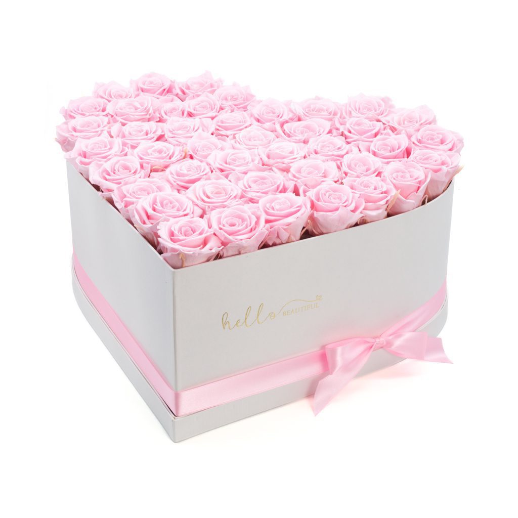 Heart-shaped pink roses (fresh roses) – image 2